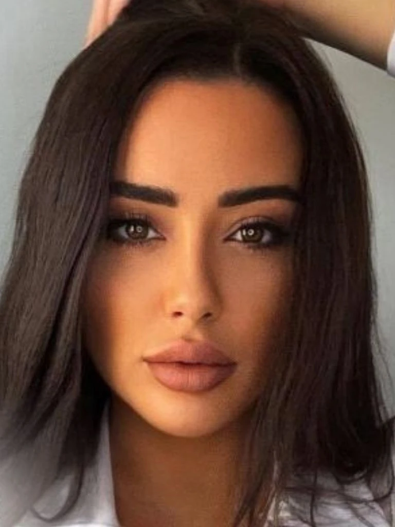 Alexa Brooke Biography: Wiki, Age, Career, Height, Weight, Boyfriend, Net Worth & More